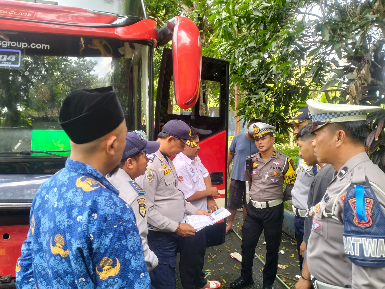 Operasi Zebra Semeru, Polres Malang Gelar Ramp Check di Terminal Kepanjen