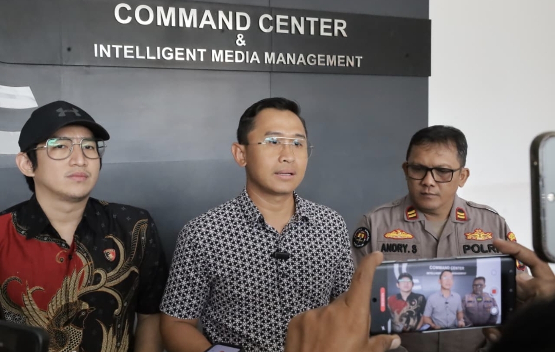 Polrestabes Surabaya Amankan Dua Orang Terduga Pencuri, Puluhan Lampu Kota Lama