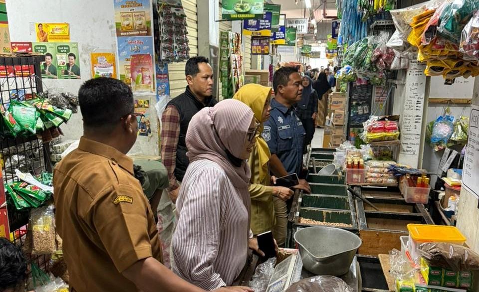 Satgas Pangan Polres Ponorogo Pantau Bahan Pokok di Sejumlah Pasar Jelang Nataru
