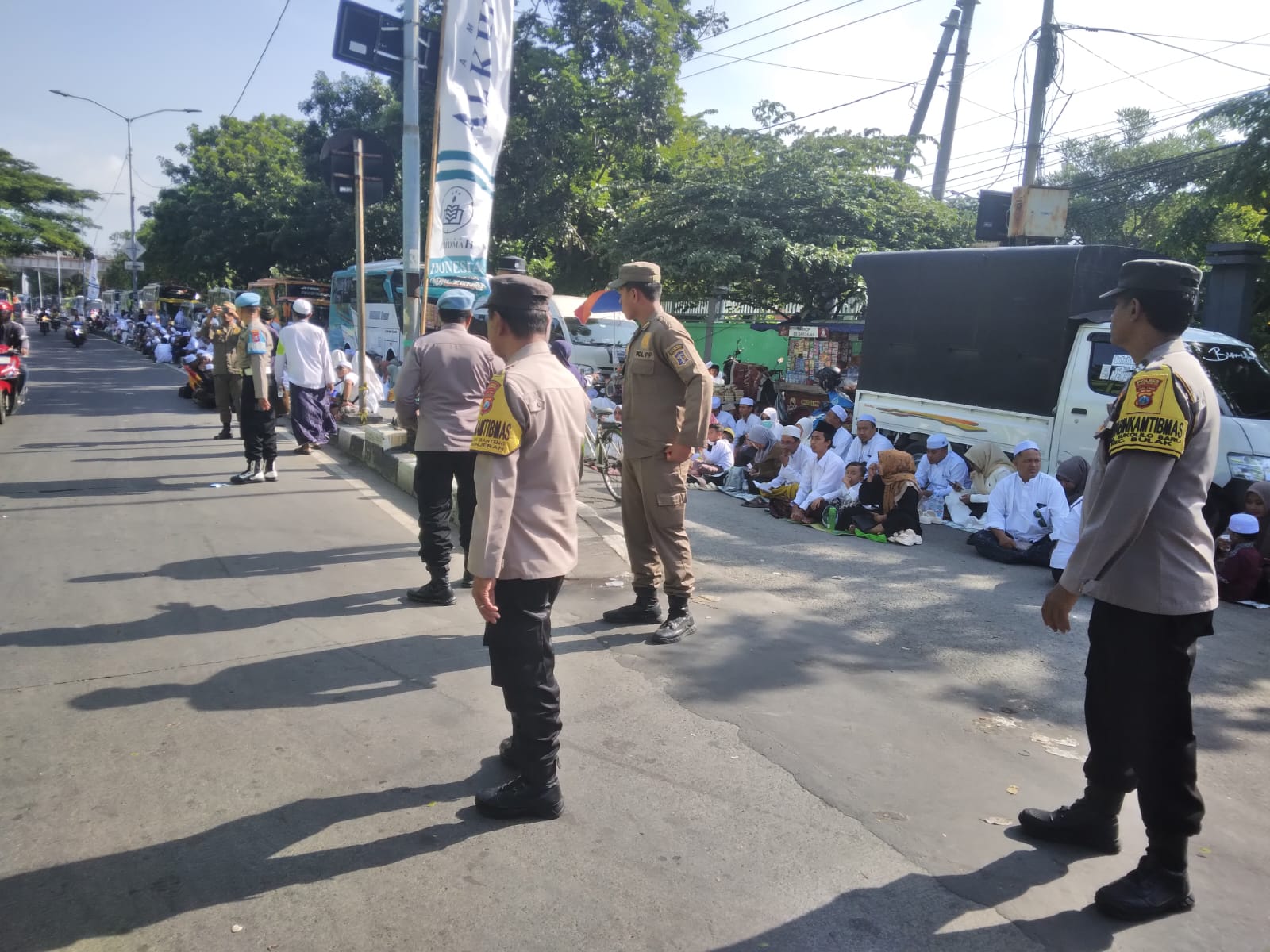 Pengamanan Ketat Polres Tanjung Perak, Haul Akbar Ponpes Al-Fitrah Surabaya Berjalan Aman dan Khidmat
