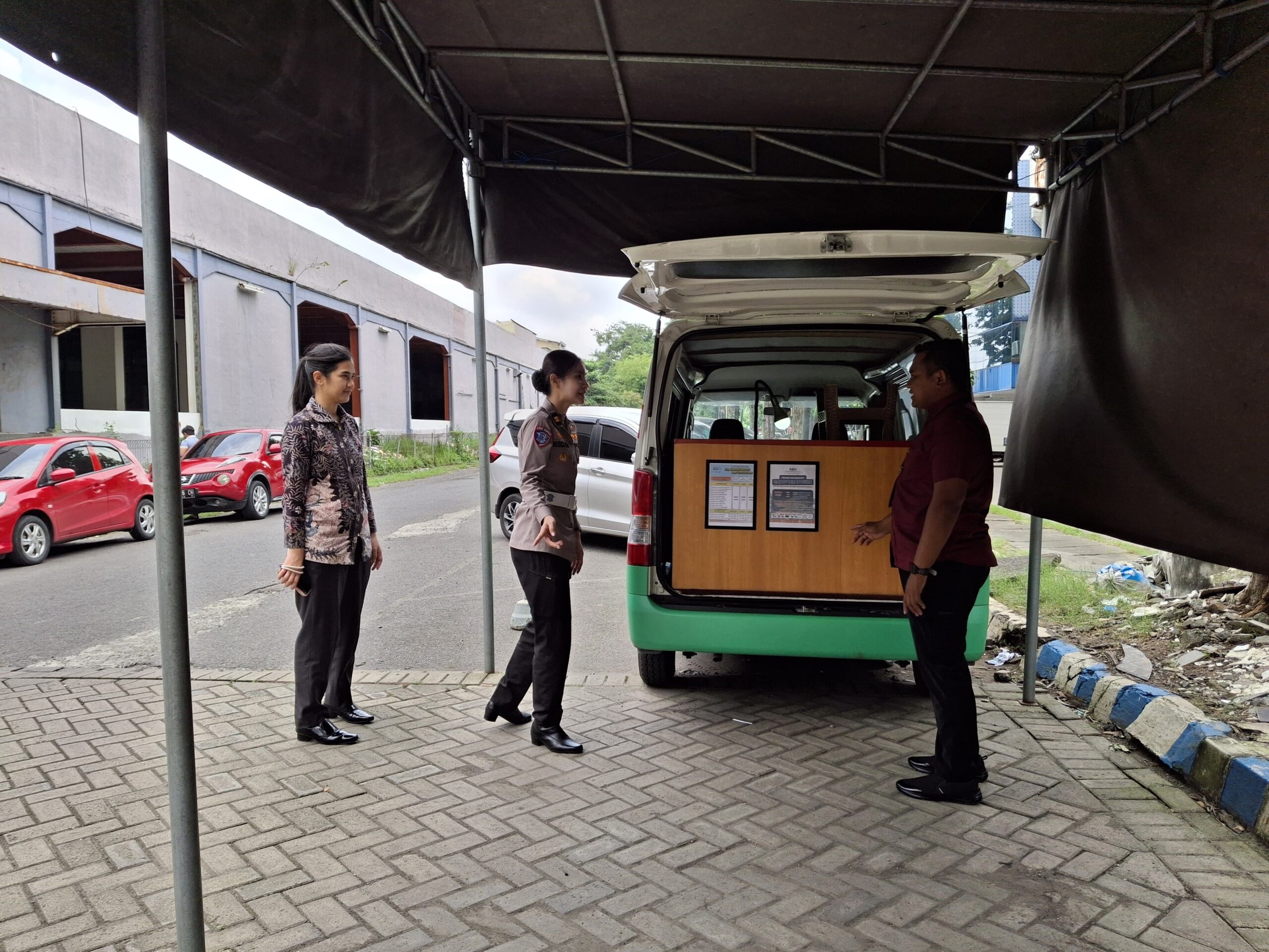 Kanit Regident Samsat Sidoarjo Kota Sidak Pelayanan Unggulan Di Sidoarjo
