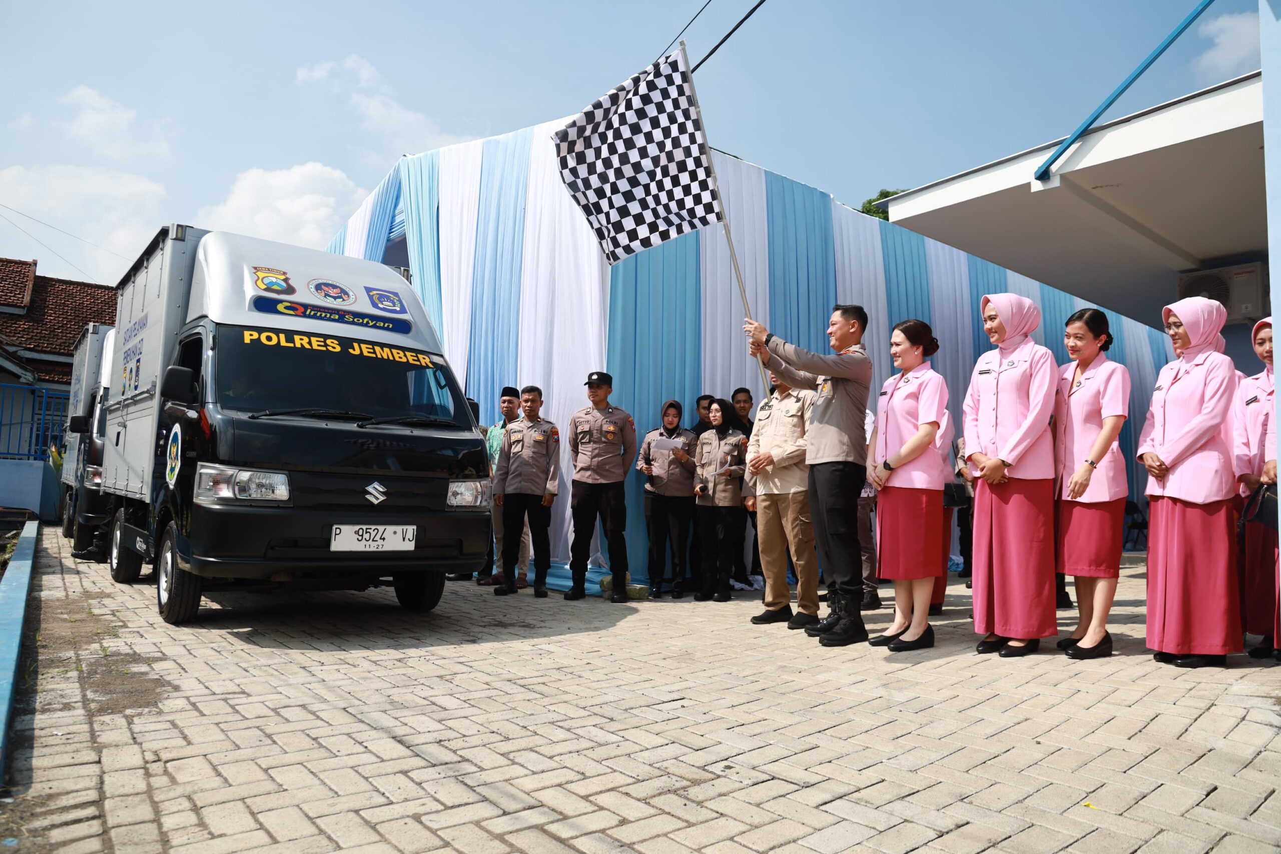 Kapolres Jember Resmikan SPPG di Mayang Dukung Program MBG