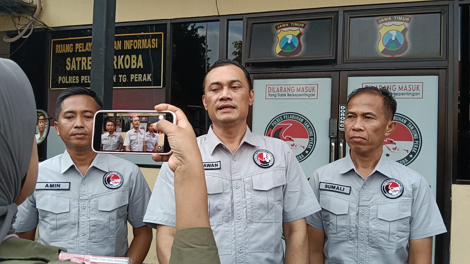 Satresnarkoba Polres Tanjung Perak Ungkap Jaringan Pengedar Sabu di Jalan Wonosari Surabaya