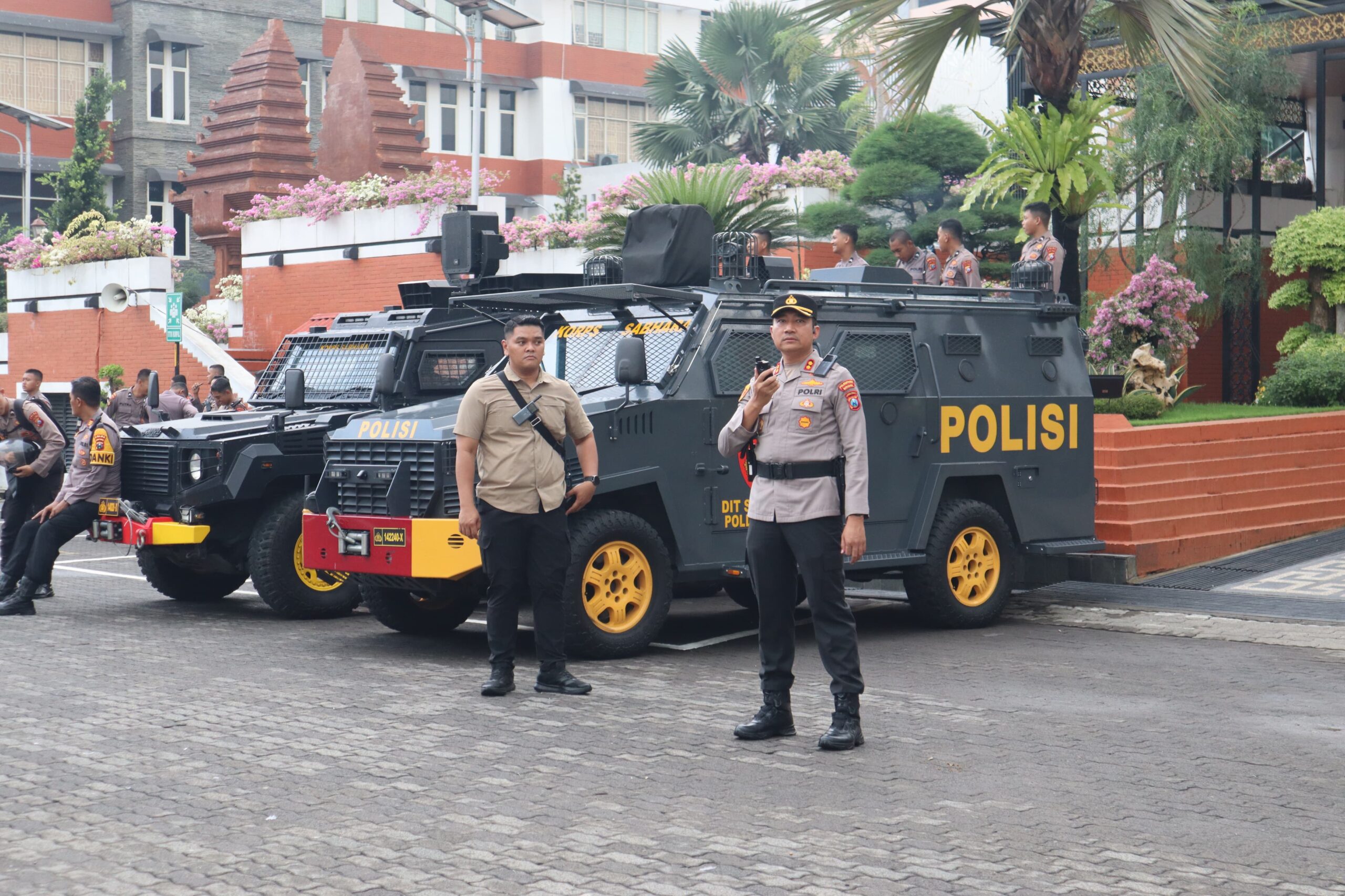 May Day 2026 Kondusif, Kapolrestabes Surabaya Sampaikan Apresiasi untuk Serikat Pekerja dan Mahasiswa